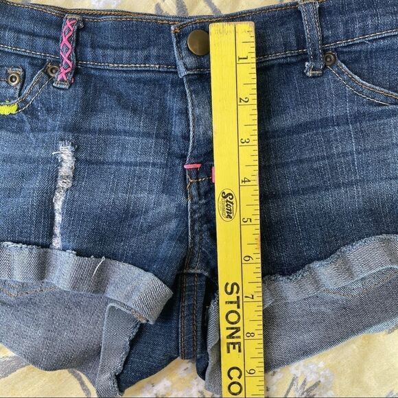 TYR Embroidered Cut Off Denim Shorts - Small - Picture 7 of 8